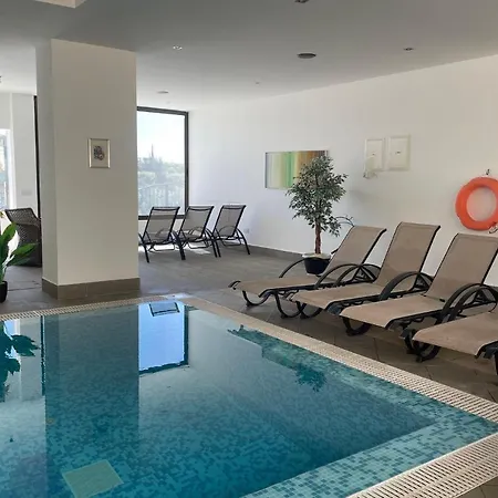 Eleona's Royal Gardens By Yiota - Luxury 2 Bed In Exclusive Complex Apartman Péjia