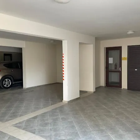 Eleona's Royal Gardens By Yiota - Luxury 2 Bed In Exclusive Complex * Péjia