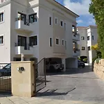 Eleona's Royal Gardens By Yiota - Luxury 2 Bed In Exclusive Complex Apartment *