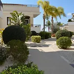 Apartment Eleona's Royal Gardens By Yiota - Luxury 2 Bed In Exclusive Complex *