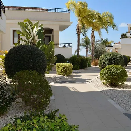 דירה Eleona's Royal Gardens By Yiota - Luxury 2 Bed In Exclusive Complex *