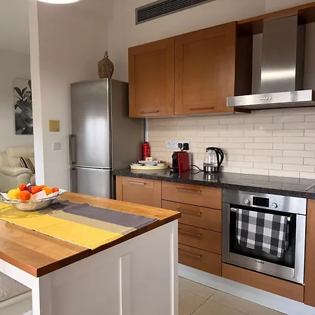 Apartmán Eleona's Royal Gardens By Yiota - Luxury 2 Bed In Exclusive Complex Pegeia