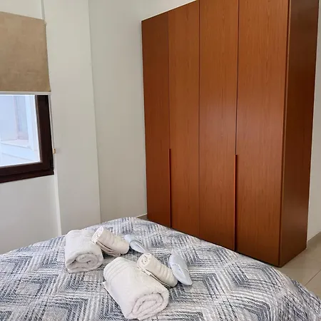 Eleona's Royal Gardens By Yiota - Luxury 2 Bed In Exclusive Complex *
