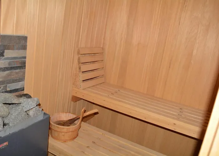 Eleona's Royal Gardens By Yiota - Luxury 2 Bed In Exclusive Complex Appartement Peyia