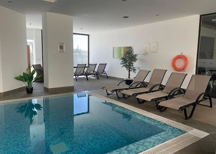 Eleona's Royal Gardens By Yiota - Luxury 2 Bed In Exclusive Complex Appartement Peyia