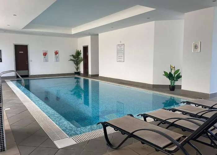 Eleona's Royal Gardens By Yiota - Luxury 2 Bed In Exclusive Complex Pegeia