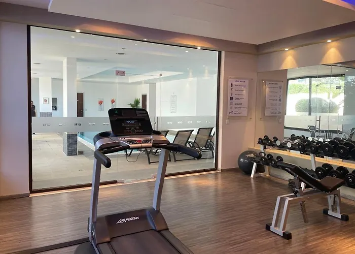 Eleona's Royal Gardens By Yiota - Luxury 2 Bed In Exclusive Complex