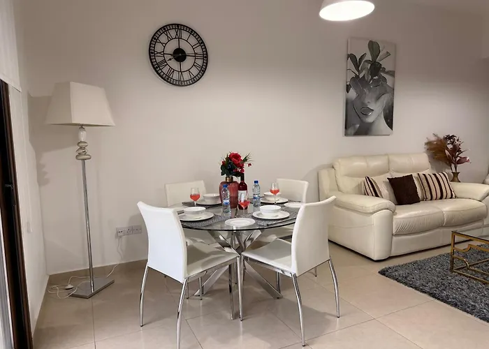 Eleona's Royal Gardens By Yiota - Luxury 2 Bed In Exclusive Complex * Pegeia