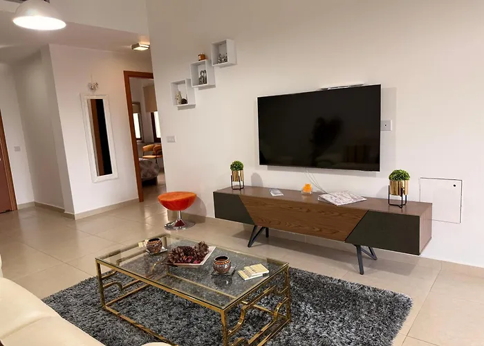 Eleona's Royal Gardens By Yiota - Luxury 2 Bed In Exclusive Complex * Pegeia